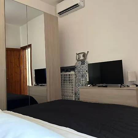 Li Cuti Apartments Catania Exterior photo